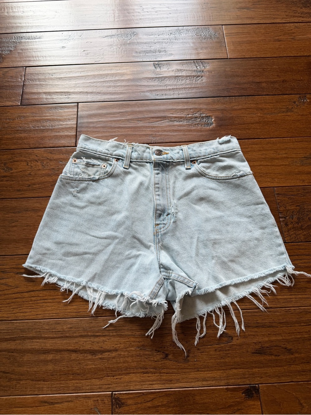 Vintage Levi’s 550 Cutoff Denim Shorts USA Size 11 M High Rise